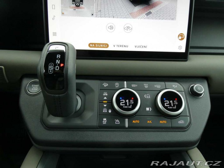 Land Rover Defender 110 3,0 X-Dynamic SE D200 2026