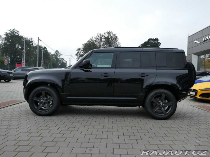 Land Rover Defender 110 3,0 X-Dynamic SE D200 2025