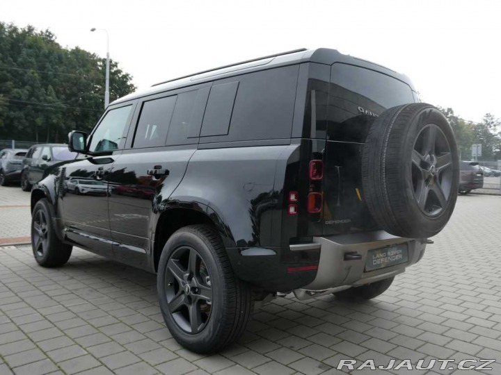 Land Rover Defender 110 3,0 X-Dynamic SE D200 2026