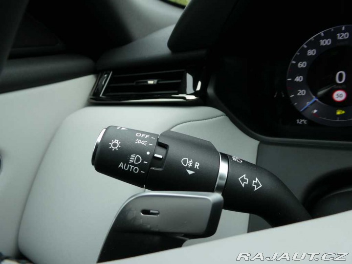 Land Rover Range Rover Velar 2,0 S P400e 4x4 aut. 2026