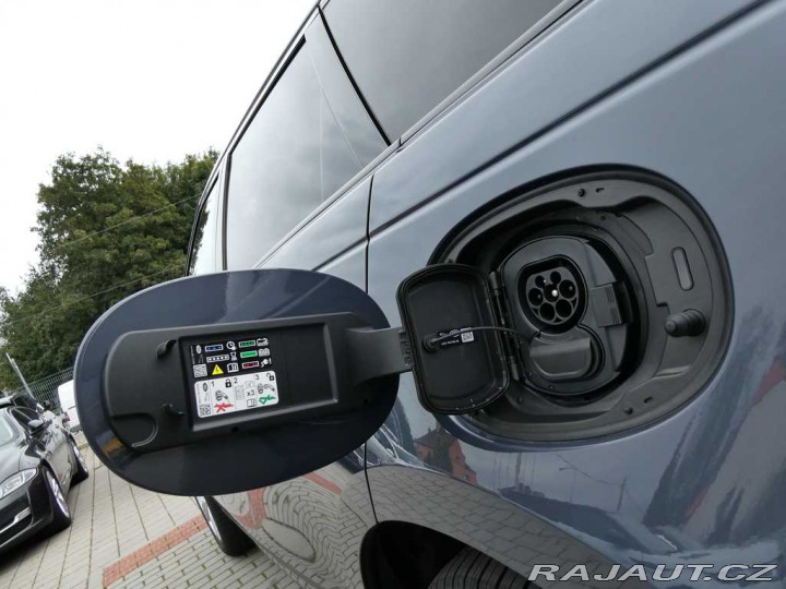 Land Rover Range Rover Velar 2,0 S P400e 4x4 aut. 2026