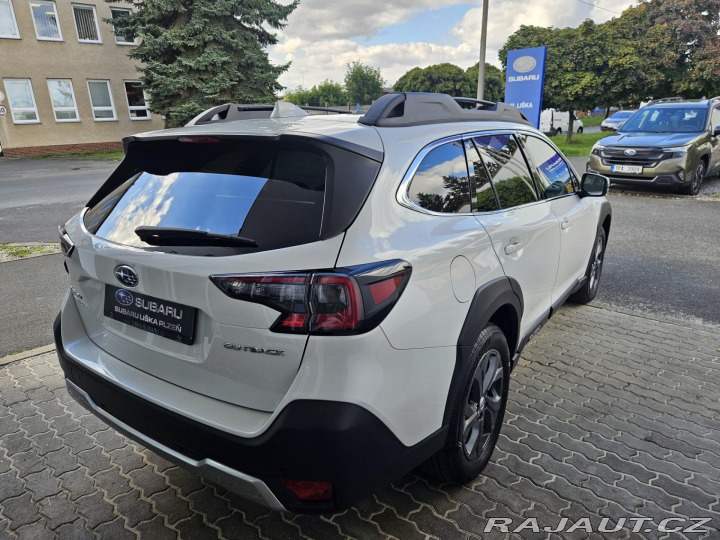 Subaru Outback 2,5 CVT Active 2022