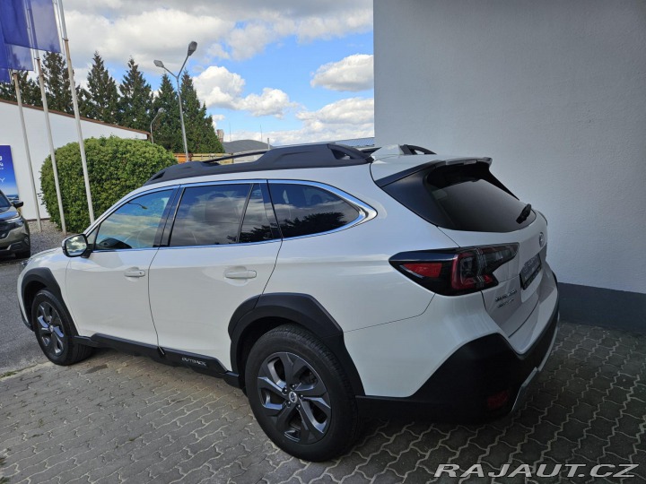 Subaru Outback 2,5 CVT Active 2022