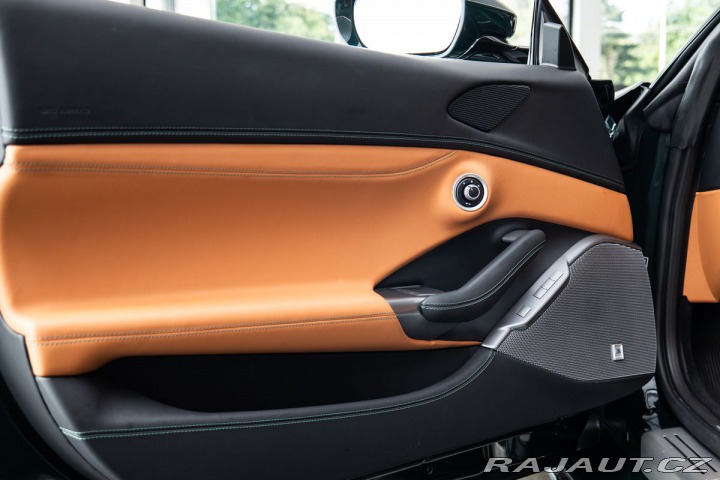 Ferrari Portofino M Karbon/JBL/LED/360 2023