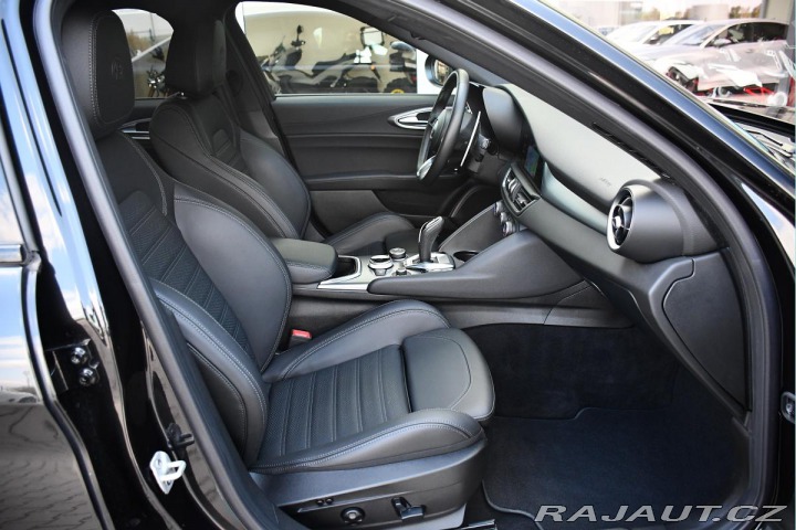 Alfa Romeo Giulia 2.0TURBO 16V 206kW REZERV 2024