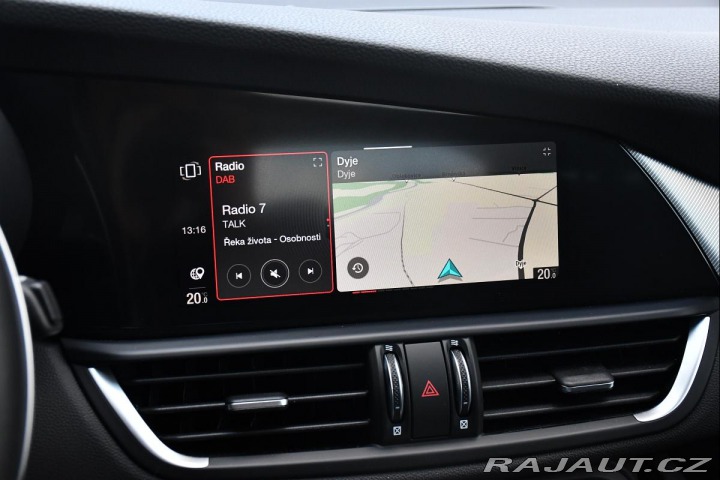 Alfa Romeo Giulia 2.0TURBO 16V 206kW AT8-Q4 2024