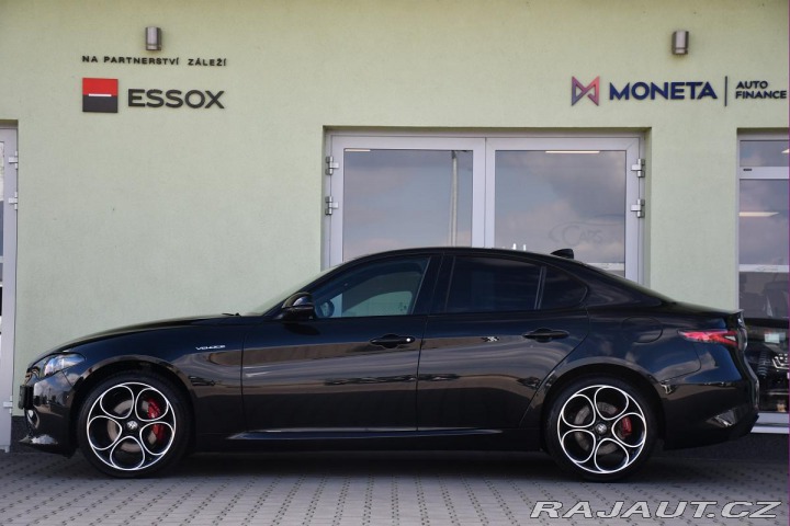 Alfa Romeo Giulia 2.0TURBO 16V 206kW AT8-Q4 2024