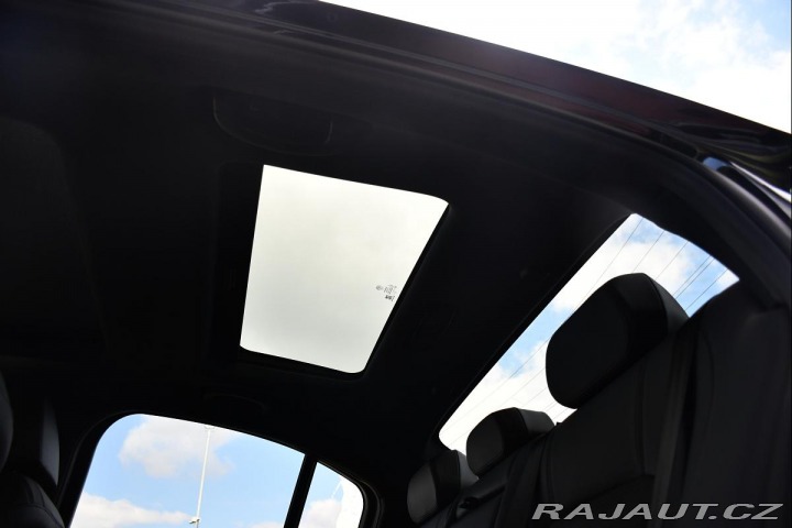Alfa Romeo Giulia 2.0TURBO 16V 206kW AT8-Q4 2024