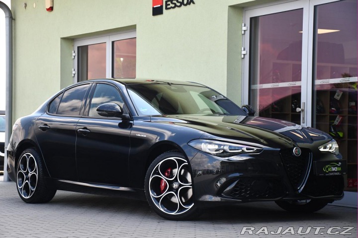 Alfa Romeo Giulia 2.0TURBO 16V 206kW AT8-Q4 2024
