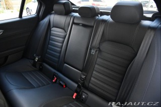 Alfa Romeo Giulia 2.0TURBO 16V 206kW AT8-Q4 2024