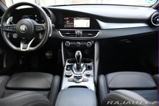 Alfa Romeo Giulia 2.0TURBO 16V 206kW AT8-Q4 2024