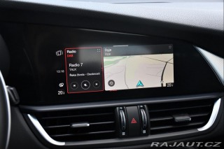 Alfa Romeo Giulia 2.0TURBO 16V 206kW AT8-Q4 2024