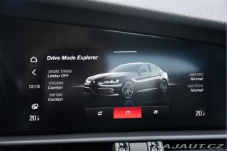 Alfa Romeo Giulia 2.0TURBO 16V 206kW AT8-Q4 2024
