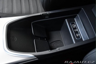 Alfa Romeo Giulia 2.0TURBO 16V 206kW AT8-Q4 2024