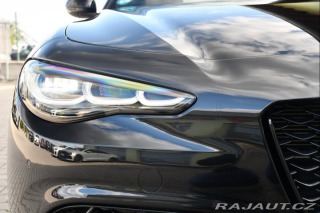 Alfa Romeo Giulia 2.0TURBO 16V 206kW AT8-Q4 2024