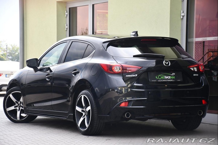 Mazda 3 SP/G165/REVOLUTION TOP BO 2015