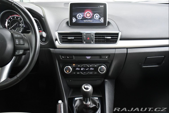Mazda 3 SP/G165/REVOLUTION TOP BO 2015