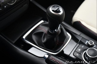 Mazda 3 SP/G165/REVOLUTION TOP BO 2015