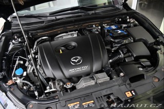 Mazda 3 SP/G165/REVOLUTION TOP BO 2015