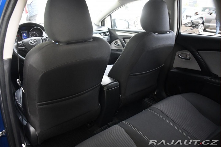 Toyota Avensis 2.0D ČR MOTOR BMW TAŽNÉ K 2015