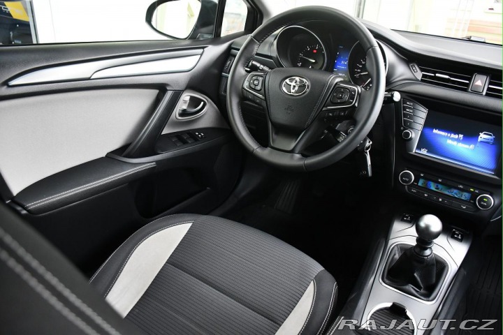 Toyota Avensis 2.0D ČR MOTOR BMW TAŽNÉ K 2015