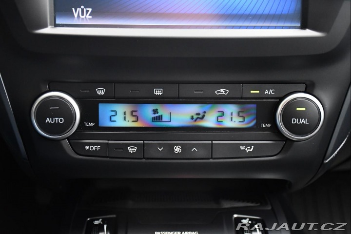 Toyota Avensis 2.0D ČR MOTOR BMW REZERVA 2015