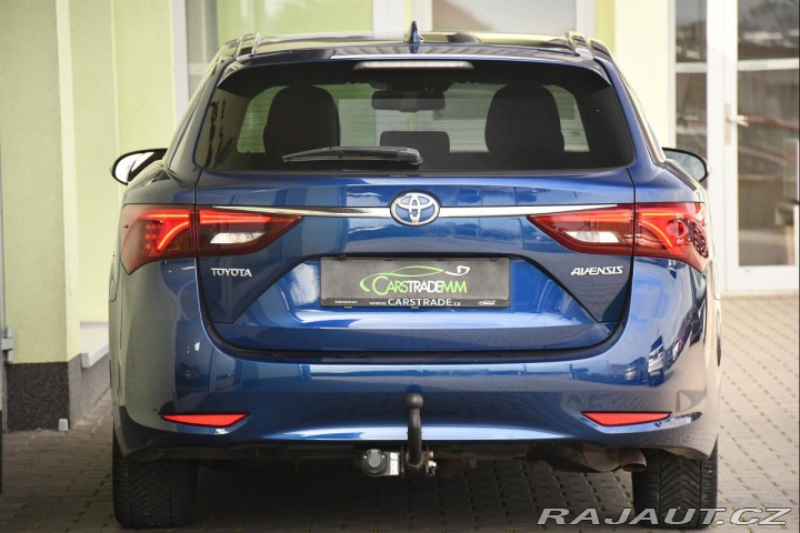 Toyota Avensis 2.0D ČR MOTOR BMW TAŽNÉ K 2015