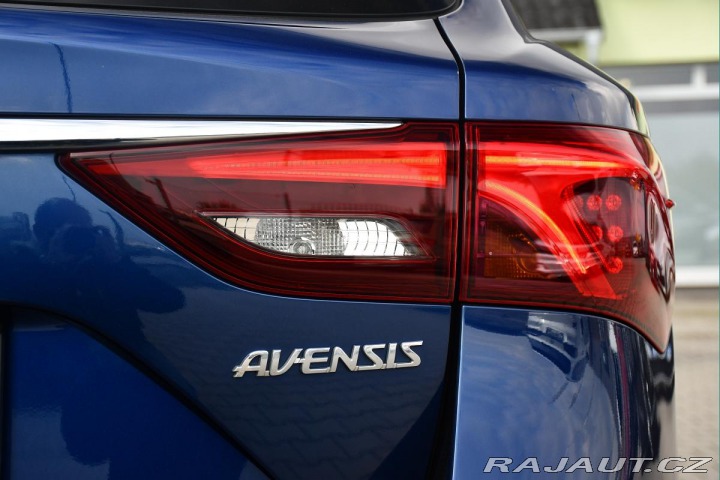 Toyota Avensis 2.0D ČR MOTOR BMW TAŽNÉ K 2015