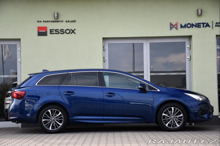 Toyota Avensis 2.0D ČR MOTOR BMW TAŽNÉ K 2015
