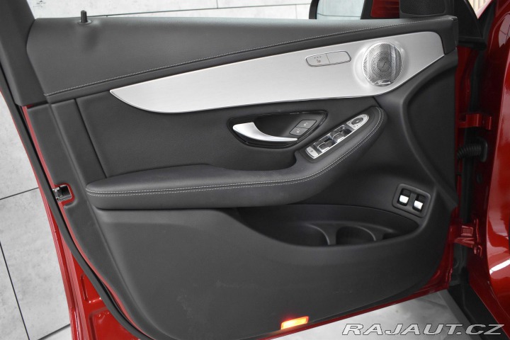 Mercedes-Benz GLC 200 4MATIC*REZERVACE* 2020