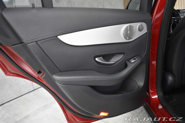 Mercedes-Benz GLC 200 4MATIC*REZERVACE* 2020