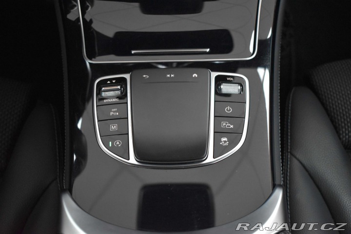 Mercedes-Benz GLC 200 4MATIC*REZERVACE* 2020