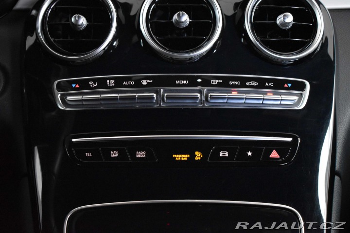 Mercedes-Benz GLC 200 4MATIC*REZERVACE* 2020