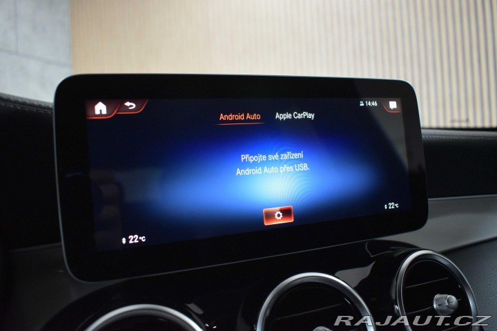 Mercedes-Benz GLC 200 4MATIC*REZERVACE* 2020