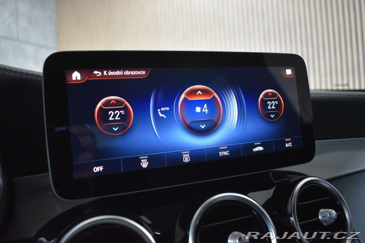 Mercedes-Benz GLC 200 4MATIC*REZERVACE* 2020