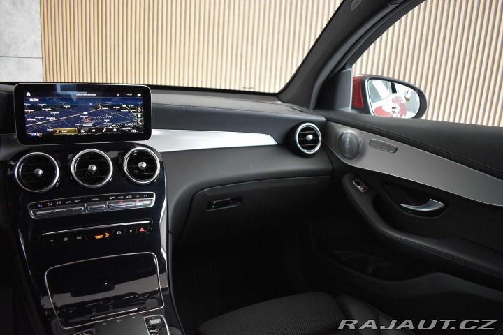 Mercedes-Benz GLC 200 4MATIC*REZERVACE* 2020