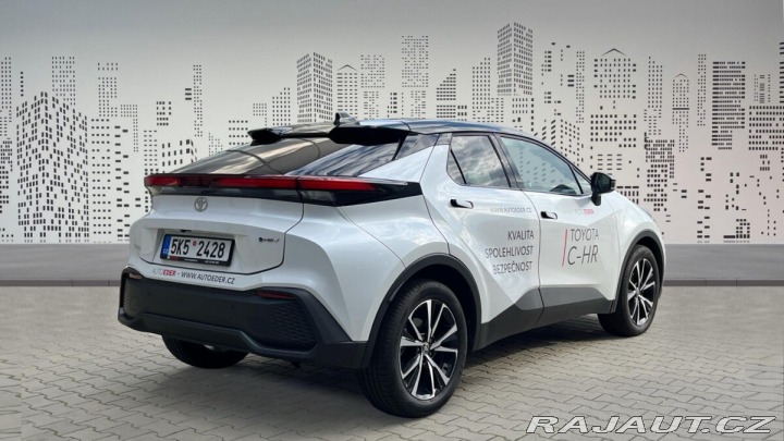 Toyota C-HR 2.0 Hybrid 4x2 Style 2024