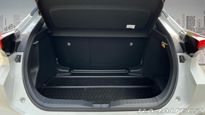 Toyota C-HR 2.0 Hybrid 4x2 Style 2025