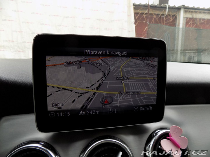Mercedes-Benz GLA 200/NAVI/Performance-LED/ 2019