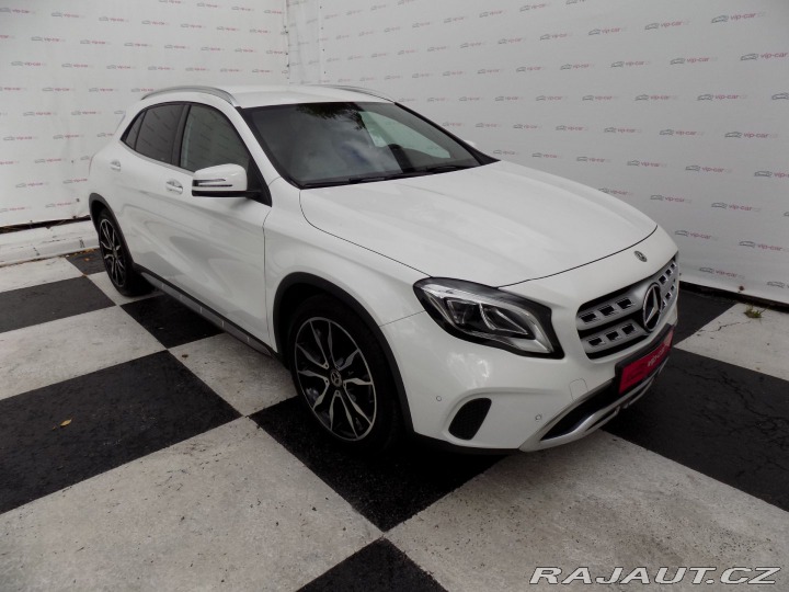 Mercedes-Benz GLA 200/NAVI/Performance-LED/ 2019
