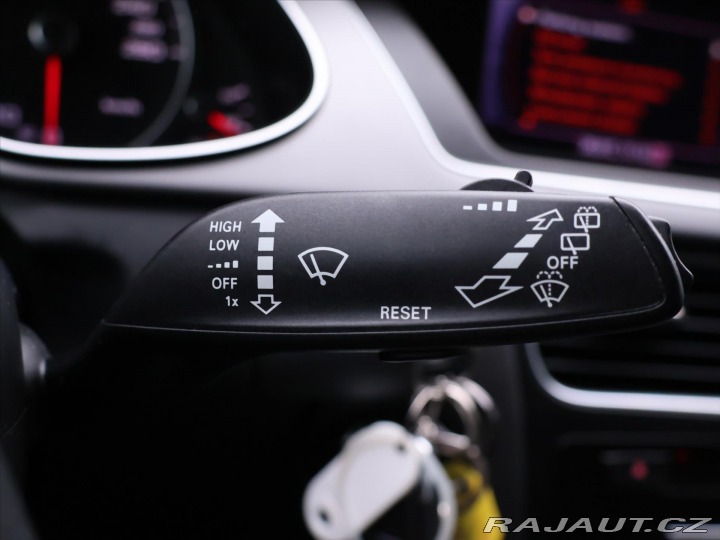 Audi A4 2,0 TDI 105kW Aut. CZ Kli 2012