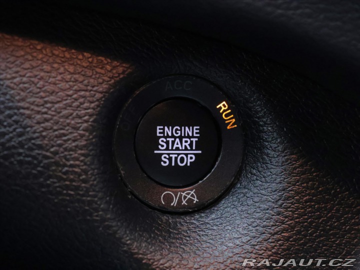 Jeep Cherokee 3,2 200kW AWD Kamera 1.Ma 2019