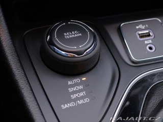 Jeep Cherokee 3,2 200kW AWD Kamera 1.Ma 2019