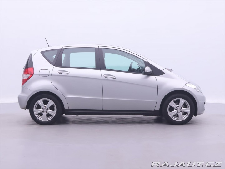 Mercedes-Benz A 1,5 160 70kW Automat Klim 2011
