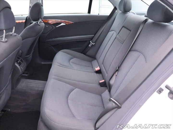 Mercedes-Benz E 2,2 220 CDI 110kW Eleganc 2003