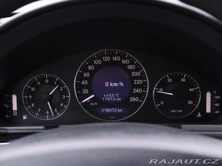 Mercedes-Benz E 2,2 220 CDI 110kW Eleganc 2003