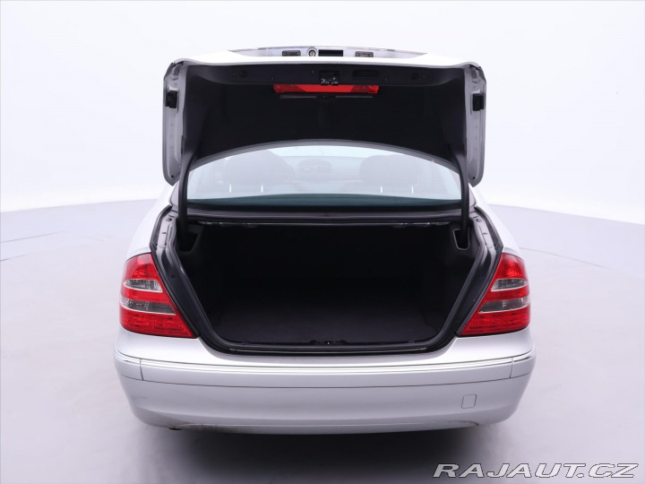 Mercedes-Benz E 2,2 220 CDI 110kW Eleganc 2003