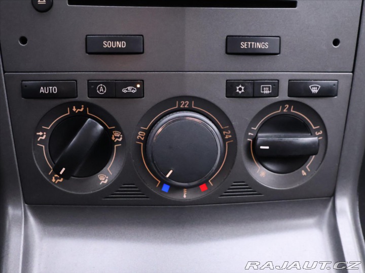 Opel Antara 2,0 CDTi 4x4 110kW Enjoy 2010