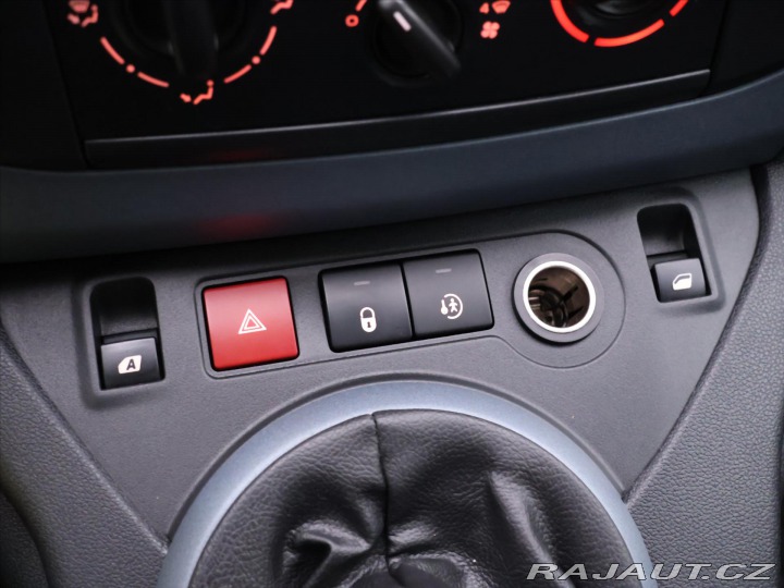 Peugeot Partner Tepee 1,6 HDI CZ 1.Maj Tažné Kl 2014