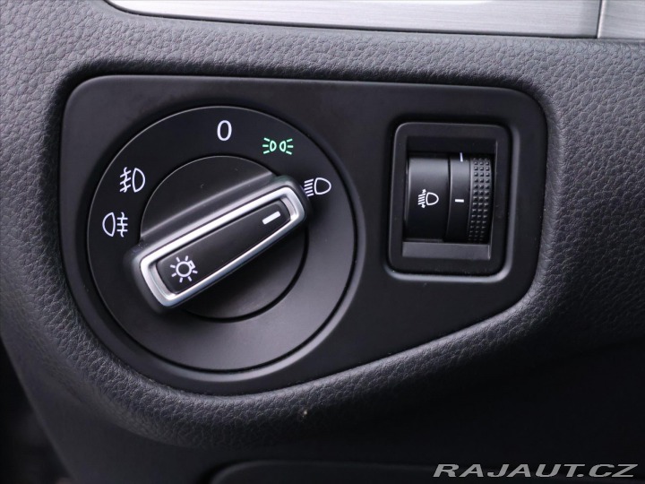 Volkswagen Golf 1,4 TSI 90kW Comfotline D 2014